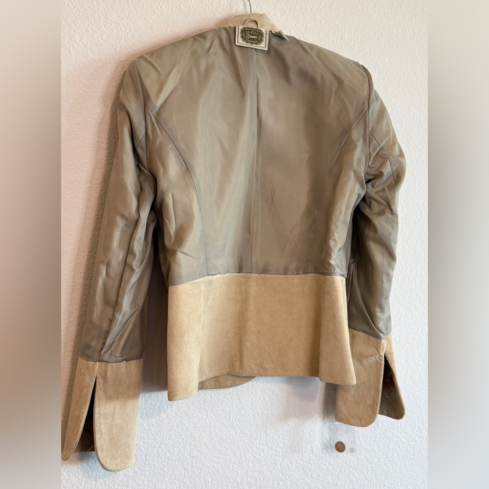 🆕 PTP 20” James C. for Spiegel 💛Embroidered Suede Leather Blazer | Size 12 | - Picture 16 of 16